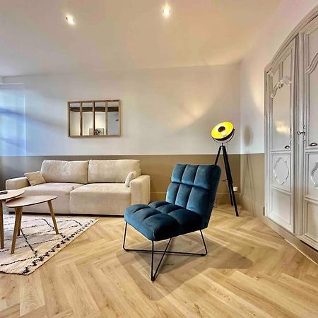 La Maison Des Cours - Wifi - Centre Ville Moulins  Dış mekan fotoğraf